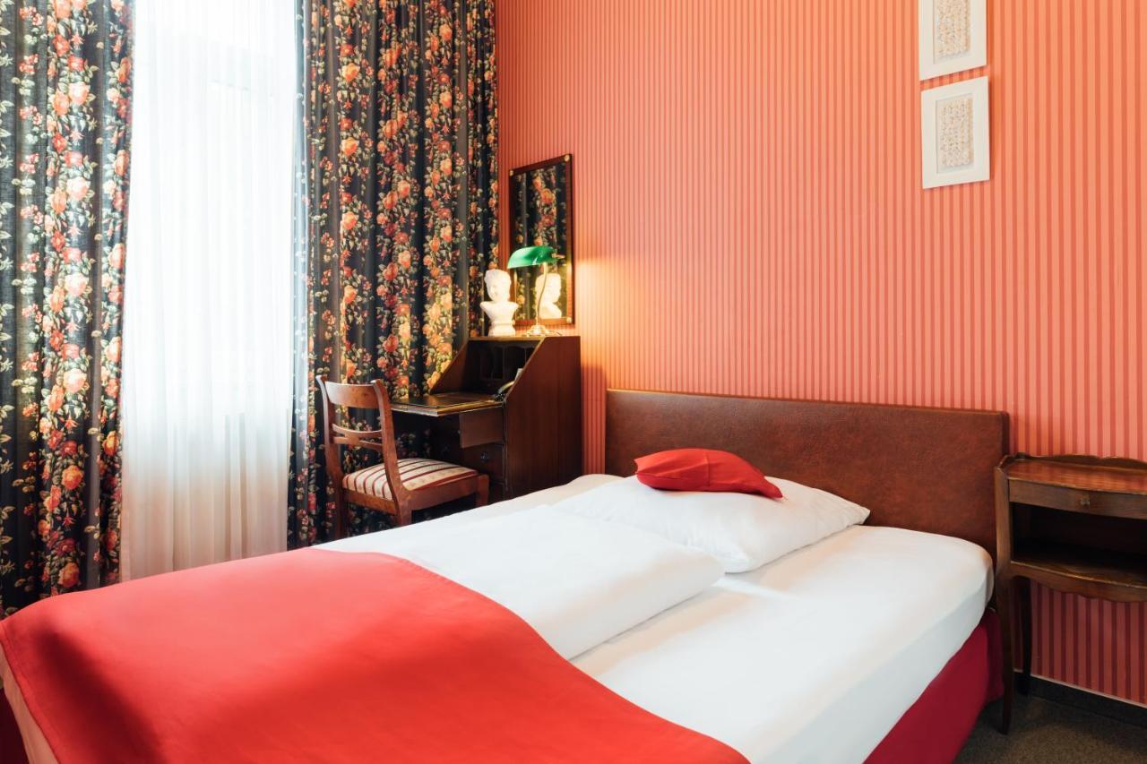 Das Kleine Hotel In Ruhiger Stadtlage Wiesbaden Zewnętrze zdjęcie